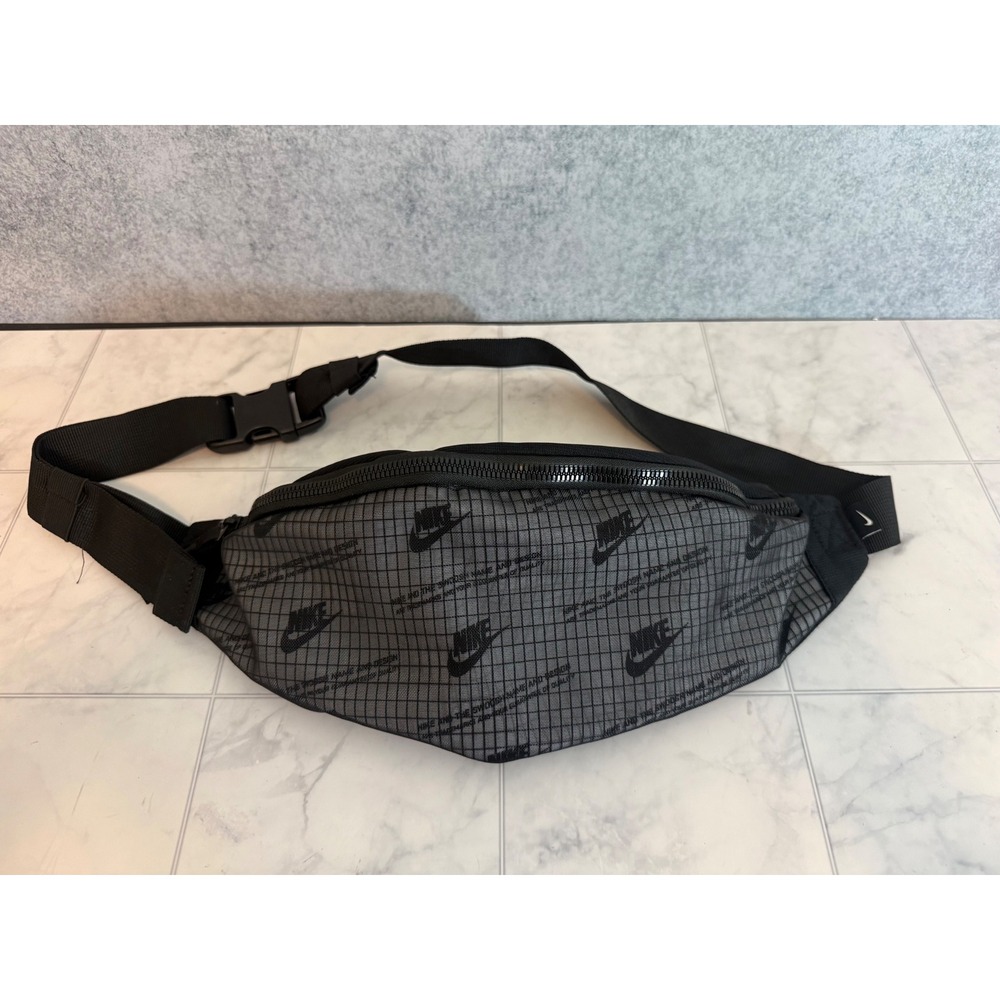Nike Heritage Hip Pack Black Grey Grid Logo Waist Bag Fanny Pack BA5750-010